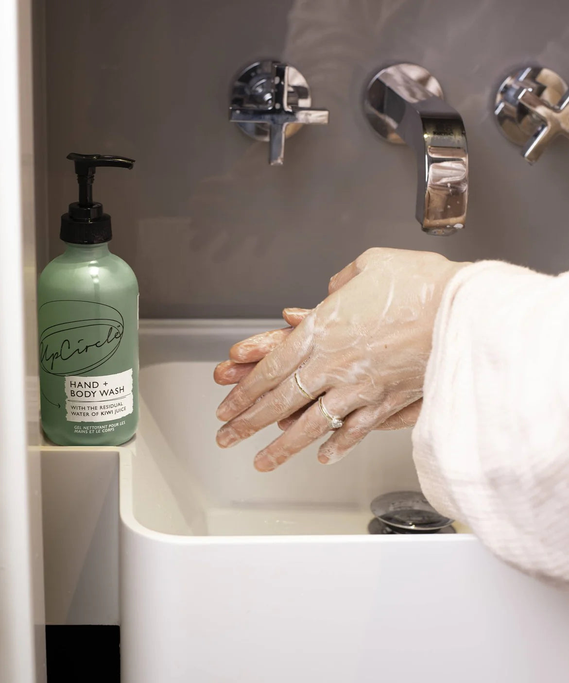 UpCircle - Natural Hand and Body Wash with Lemongrass