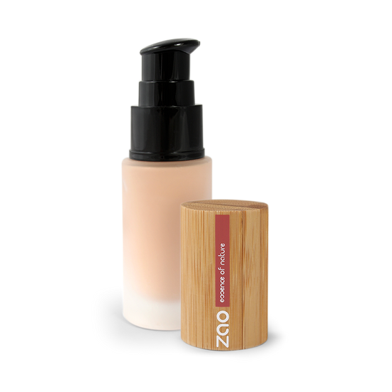 Zao Silk Foundation has a semi-matt finish and uniform coverage to provide a long lasting coverage throughout the day | 100% Natural | Low Waste
